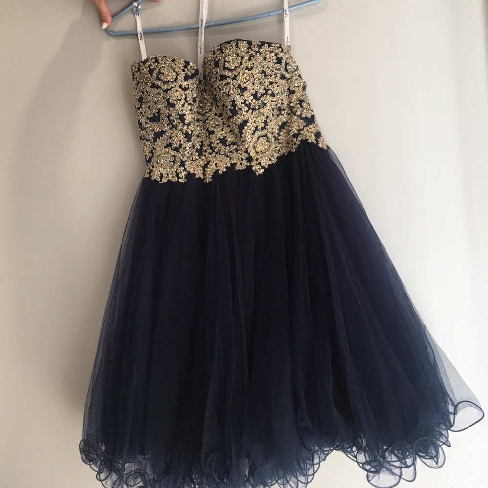 Prom/Graduation Dress - Picture 3 of 6
